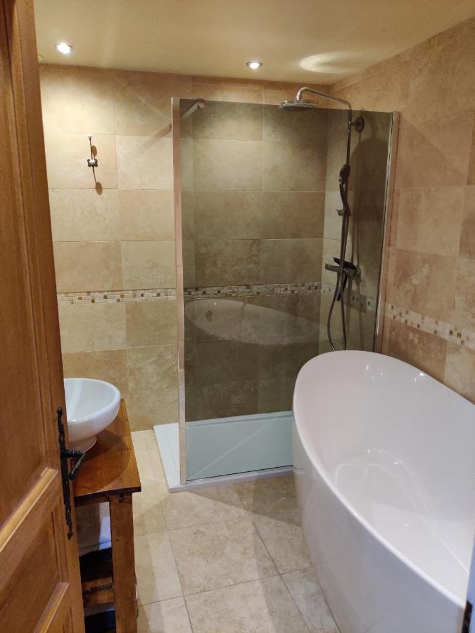 Spacious Ski Chalet In Traditional French Village, Sleeps 8, Four Star With Fibre Broadband أبودونس المظهر الخارجي الصورة