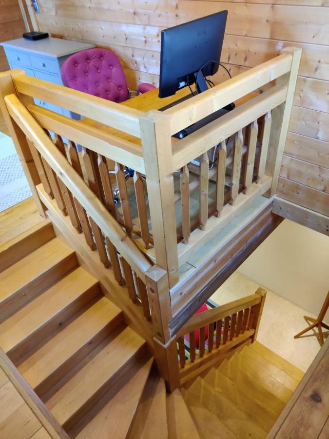Spacious Ski Chalet In Traditional French Village, Sleeps 8, Four Star With Fibre Broadband أبودونس المظهر الخارجي الصورة