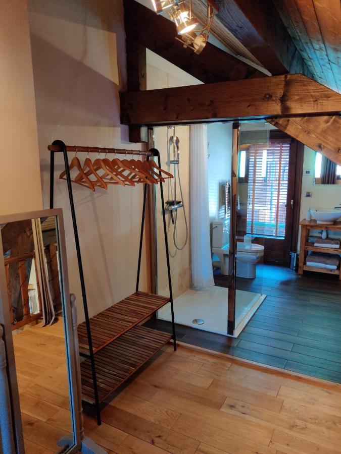 Spacious Ski Chalet In Traditional French Village, Sleeps 8, Four Star With Fibre Broadband أبودونس المظهر الخارجي الصورة