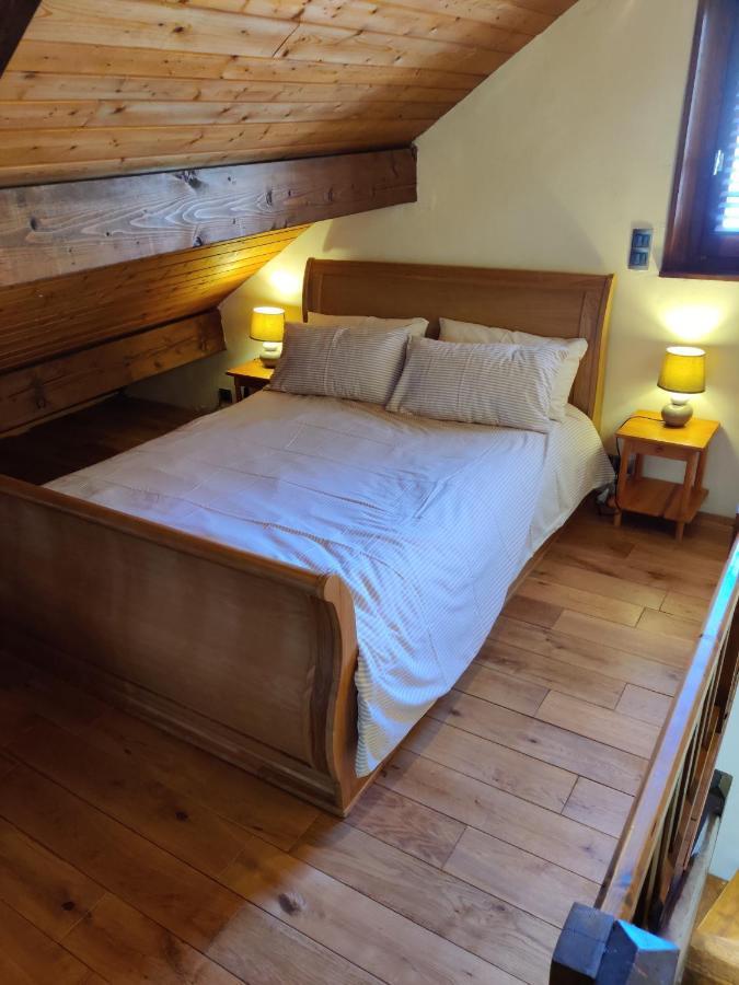 Spacious Ski Chalet In Traditional French Village, Sleeps 8, Four Star With Fibre Broadband أبودونس المظهر الخارجي الصورة