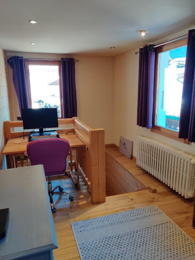 Spacious Ski Chalet In Traditional French Village, Sleeps 8, Four Star With Fibre Broadband أبودونس المظهر الخارجي الصورة