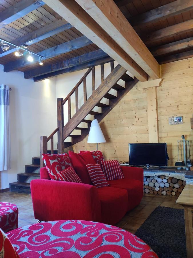 Spacious Ski Chalet In Traditional French Village, Sleeps 8, Four Star With Fibre Broadband أبودونس المظهر الخارجي الصورة