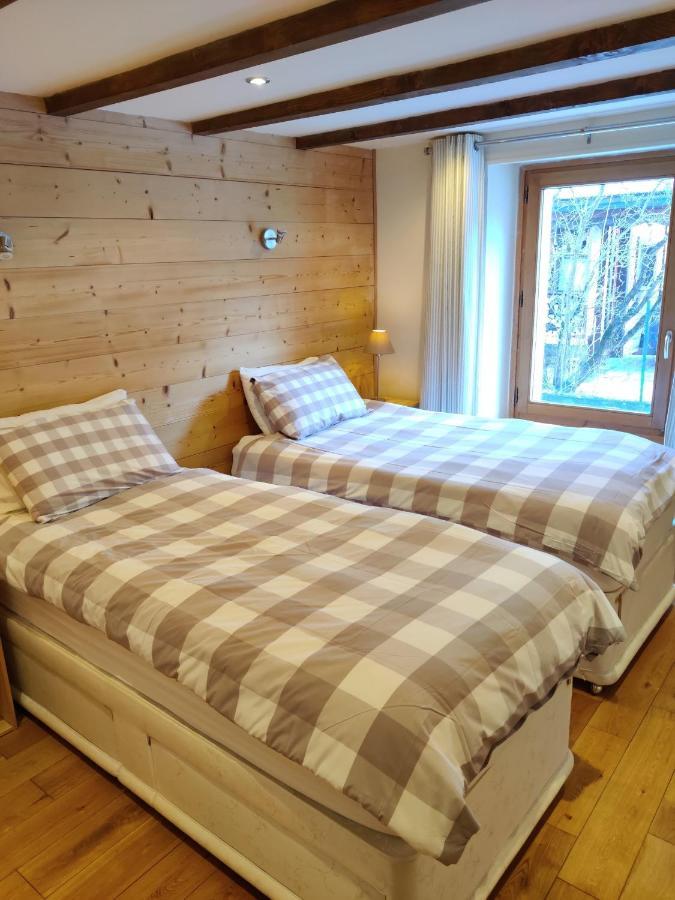 Spacious Ski Chalet In Traditional French Village, Sleeps 8, Four Star With Fibre Broadband أبودونس المظهر الخارجي الصورة